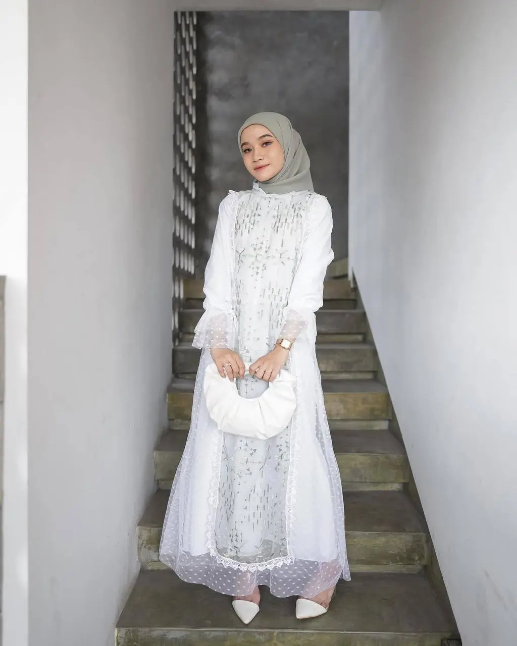 Anesya Dress Brukat Gaun Kondangan Remaja Terbaru 2025 – Outfit Lebaran Muslim Kekinian