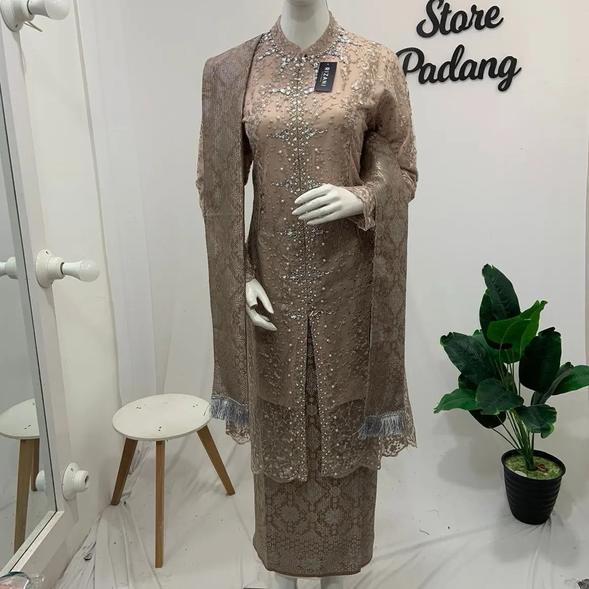￼set kebaya tille payet Diana / kebaya busui / kebaya wisuda / kebaya modern