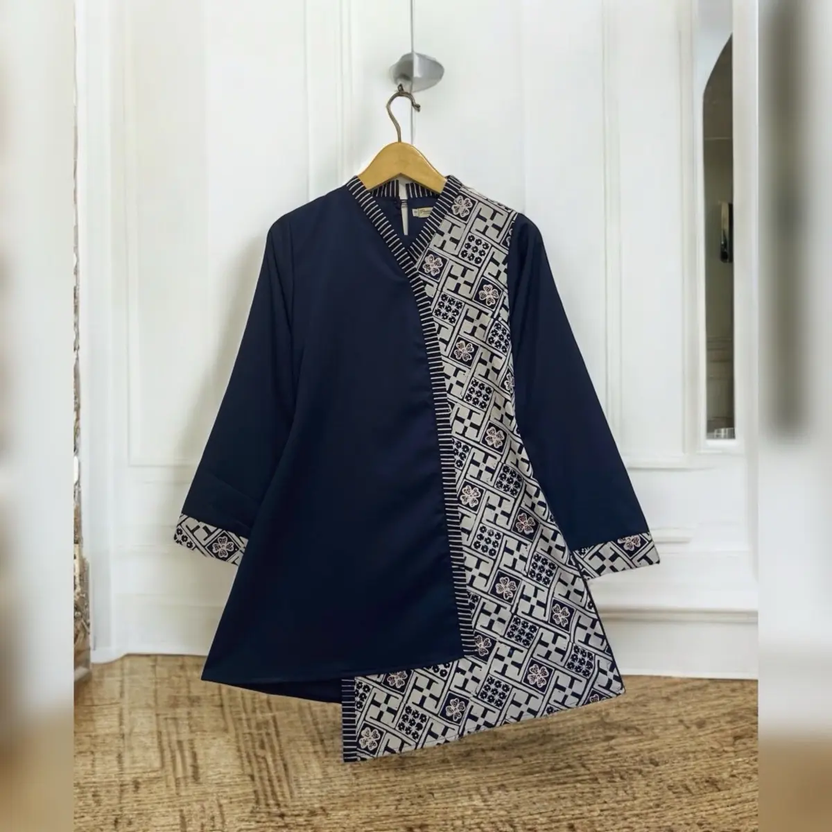Blouse batik Bhilla (B 32) kombinasi batik cap blus kerja batik modern batik kekinian Toyobo Wanita Muslim Transparent