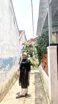 Product Review of Tunik cerutty/atasan wanita dewasa kekinian Muslim Outer Simple Ceruty clara  long from L**e 0