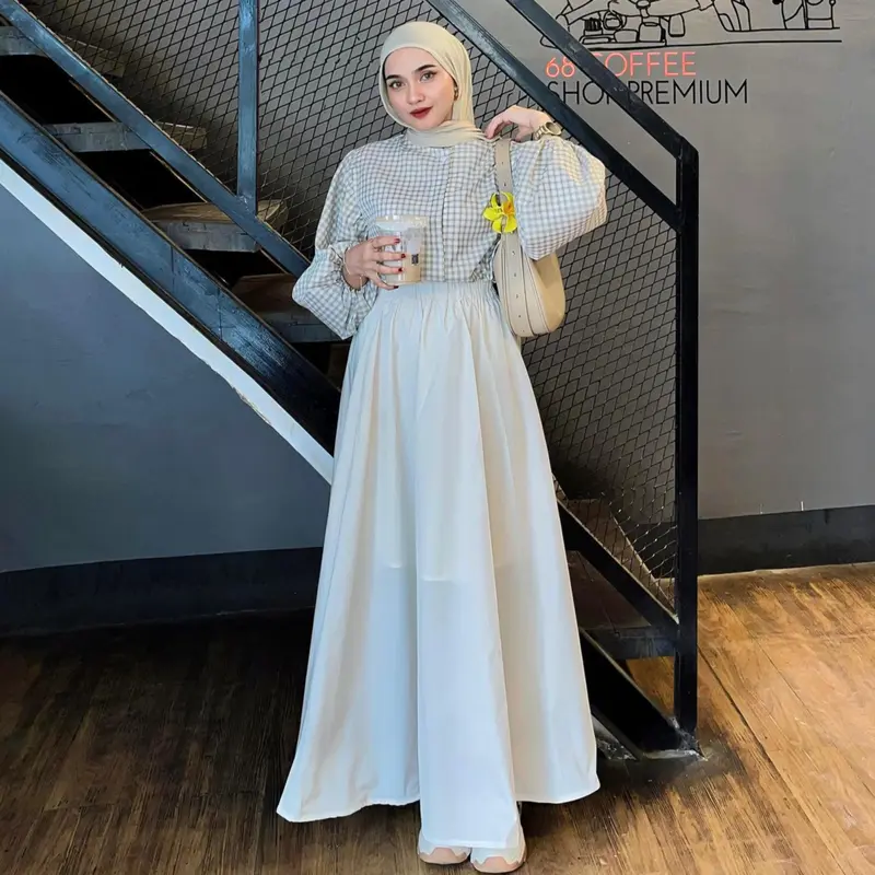 Tresa Blouse Atasan Wanita Katun Kotak Lengan Balon Oversize Busui by Kamalin 5