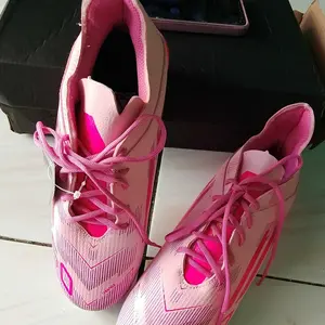 Sepatu bola dewasa Dan Junior F50 gradori terpopuler sekarang  Size 34-38 39-43
