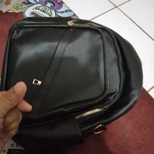 Ransel Wanita Kekinian Tahan Air Tas Sekolah Multifungsi Selempang dan Gendong Backpack Nilon LC Kedap Air 34x13x28cm Hitam Khaki Sage