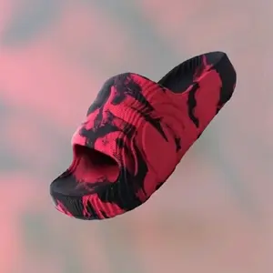 BARABANA New Sandal Anak Model Selop Warna Loreng Populer Slop Karet Pria Tebal Empuk Viral 2024 Fashion Kaki Sendal slop Hitam Putih Rubber Tanpa Hak Slippers sandal  selop kece sandal  selop cowok 6–12 tahun sandal  cowok keren