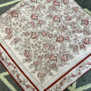 Hijab motif bunga cantik bahan voal premium