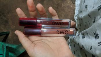 Product Review of OMBRE OMG LIPCREAM NO 13 LATTE & NO 12 SCARLETT Waterproof from c**_ 2