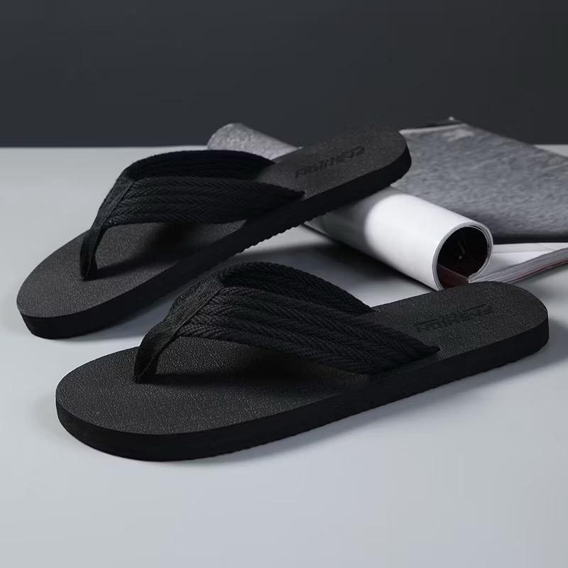 Dép kẹp . dép xỏ ngón nam ,nữ đủ size đi biển đi chơi. Quai dù đế cao su chống trơn trợt .dép kẹp cho nam