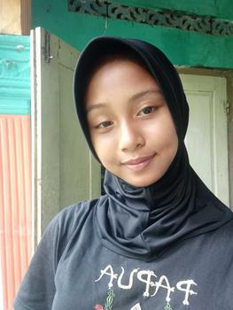 Product Review of Hijab Sport Size S Hijab Olahraga Kerudung Volly Kerudung Olahraga Sporty Simple Standar Nyaman Instan Bergo Busa Panjang Casual Variasi Muslim from n**🐳 1