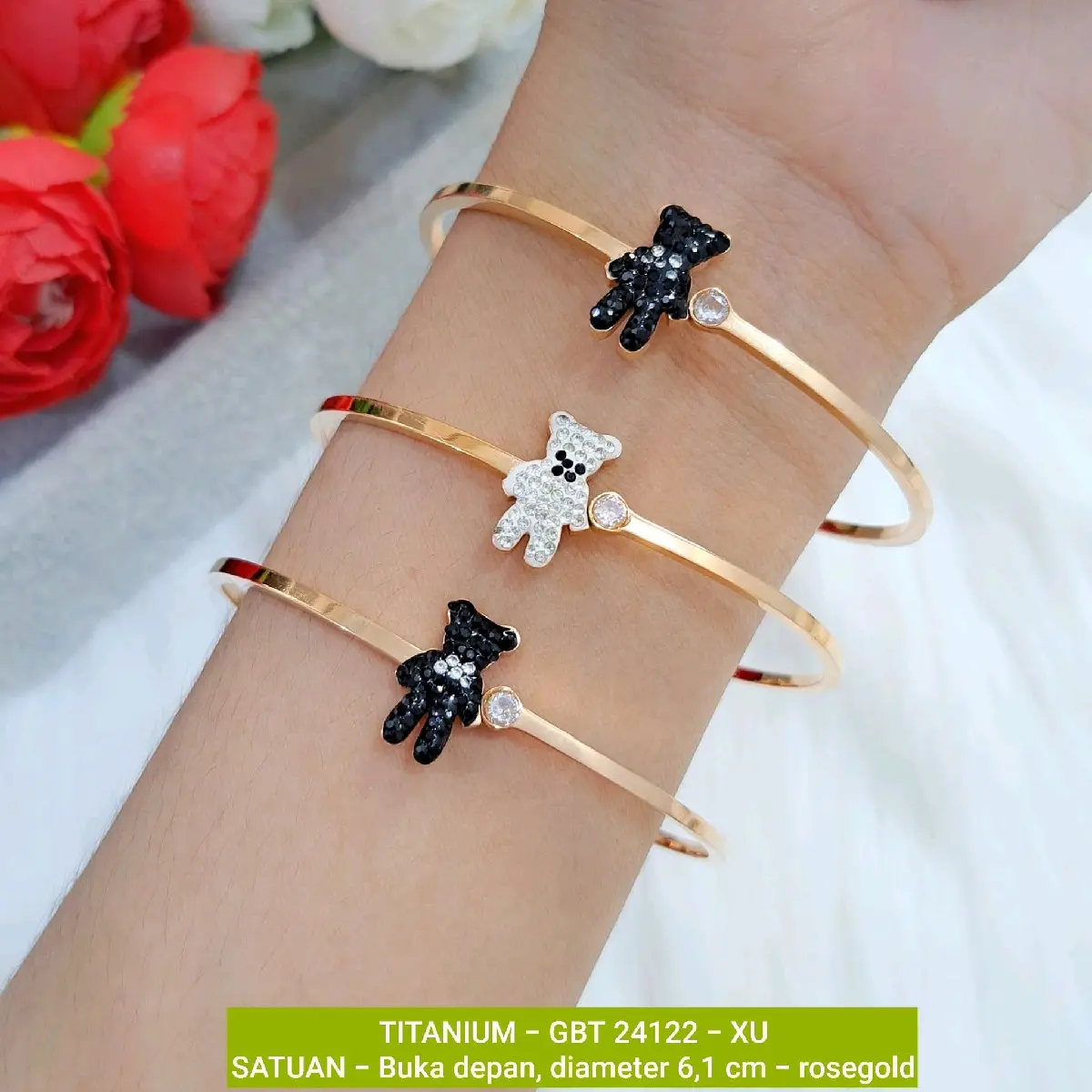 Gelang Titanium Wanita Model Bear rosegold permata Putih dan Hitam Perempuan Bracelets