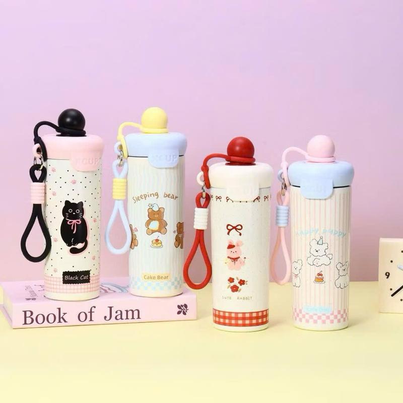 ￼Ly Giữ Nhiệt Thép Không Gỉ 316 600ml – Tặng Sticker & Dây Cầm Tay | Bình Giữ Nhiệt Đi Học Dễ Thương