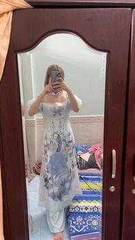 Product Review of Aó Dài; Áo dài cách tân Thanh Nga tay bồng tiểu thư đính kết Women Dress from C** t** s** đ**腸 0