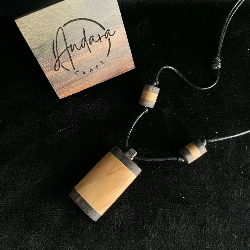 kalung cendana sandalwood  unisex 1