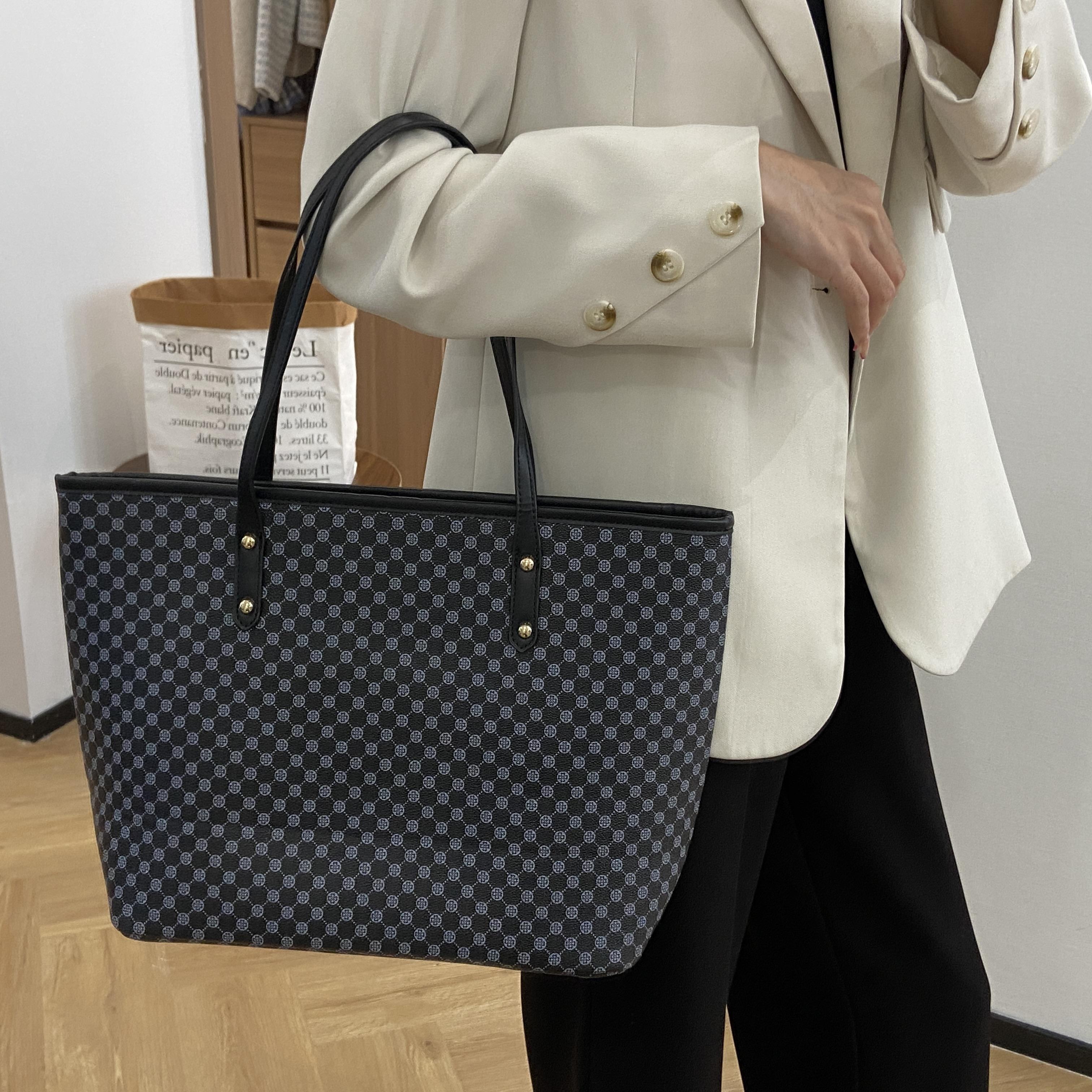 CH10ZND TAS-MORA CLASSIC Tas Wanita Elegan dengan Desain Mewah dan Tali Panjang untuk Gaya Harian tote bag wanita terbaru  tas selempang cewek terbaru 2026  tas sling bag  tote bag wanita kuliah tas wanita selempang model baru 2026