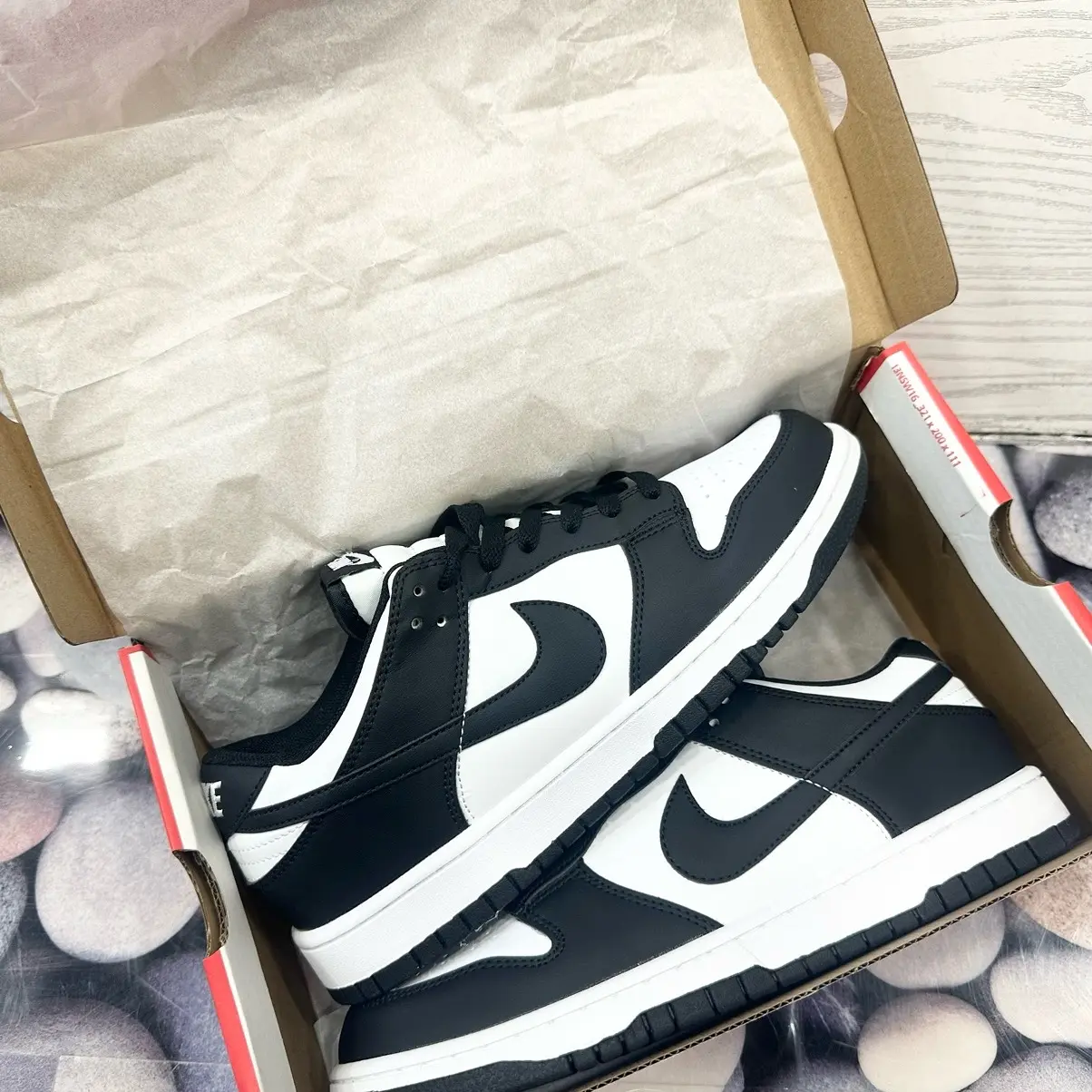 SEPATU SNEAKERS PRIA WANITA S PANDA