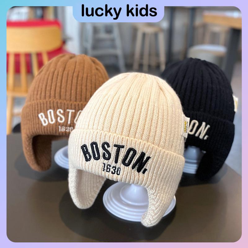 Mũ Trẻ Em Hàn Quốc Thích Hợp Cho Bé 1 5 Tuổi Mùa Thu Và Mùa Đông Mũ Bảo Vệ Tai Ấm Áp Thêu Chữ Cho Bé Trai Và Bé Gái Áo Chui Đầu Dệt Kim Mũ Len