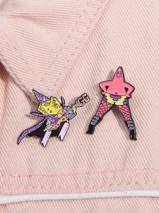 Conjunto de 2 piezas con distintivos de esmalte para disfraces divertidos, estilo rock, lindos dibujos animados y anime coleccionables para fans, accesorios únicos para uso personal