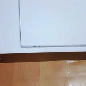 APPLE MacBook Air M4 2025 GPU 8Core/10Core RAM 16/24GB SSD 256/512GB Resmi IBOX