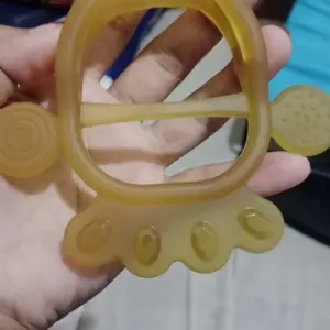 KOI STORE Bayi teether mainan bayi menggigit gelang silikon bahan