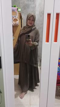Product Review of (CRS) Gamis Oneset Mecca (Tunik + Rok + Hijab Segi Empat ) from S**k 0