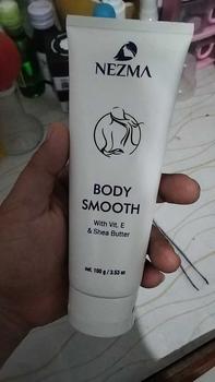 Product Review of Body Smooth  Super ajaib Pasmina abel  Rmc(Mengatasi kulit setrekmat/ sensitif dan mecerahkan kulit  Kusam( Lotion Mencerahkan kulit sehat) from N**️ 1