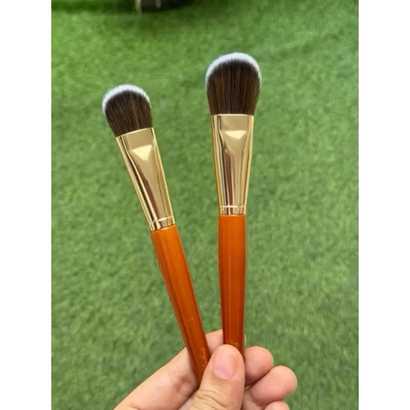 ￼Angled Foundation Brush / Angled Countour Brush / Angled Blush On Brush bysellaalhabsy