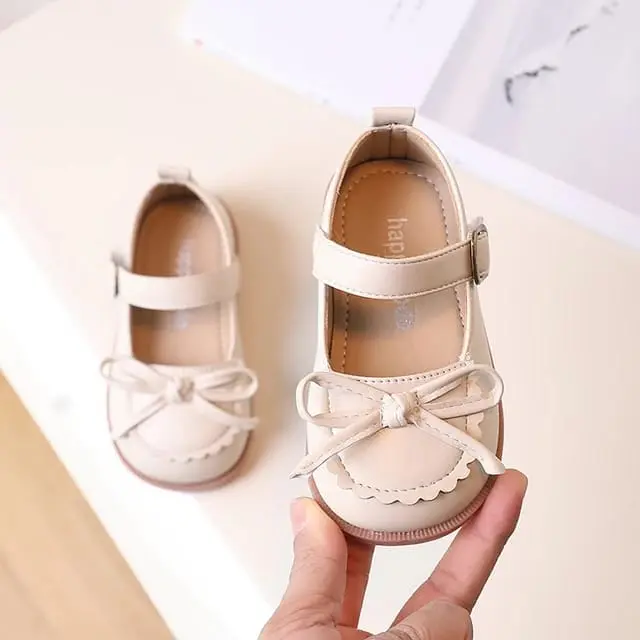 promo sepatu anak perempuan model pita tali simpel / sepatu anak perempuan anti licin / sepatu anak perempuan terlaris / sepatu anak perempuan cantik usia 2 sampai 9 tahun / sepatu anak perempuan import ala korea terbaru Fashion 1