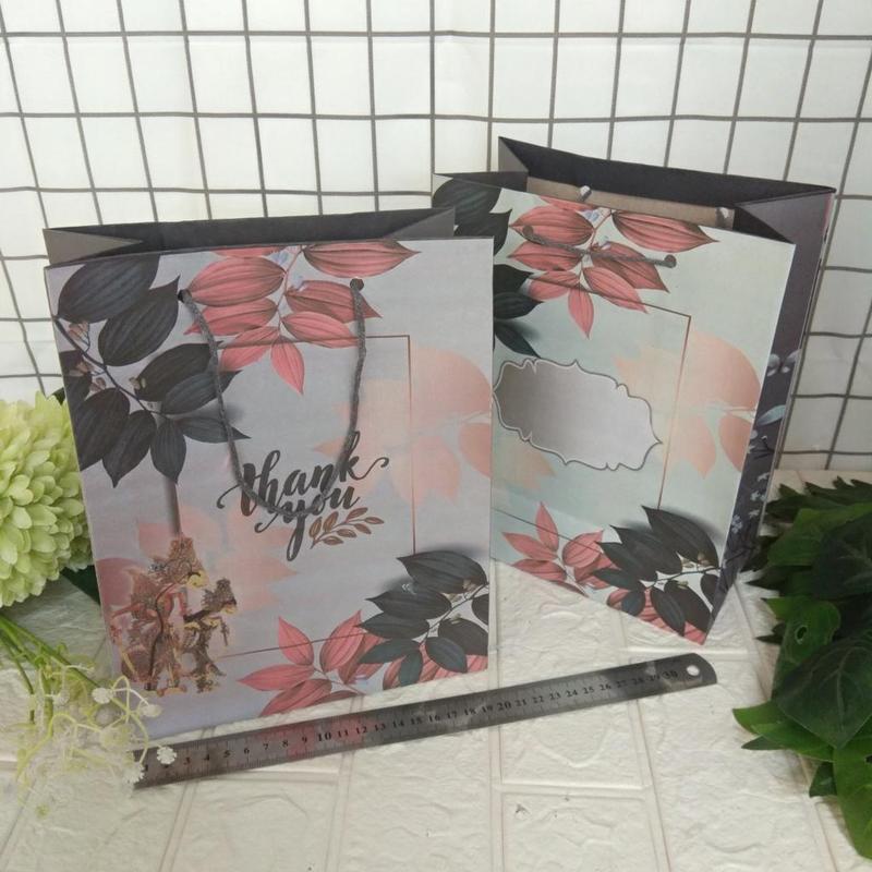 Product Introduction of 12 pcs - Tas Kertas 20x10x25 Paper Bag Motif Thank You Souvenir Hampers Wedding Ultah Goodie Gift Bag Bingkisan Kue Roti Pernikahan Unike 0