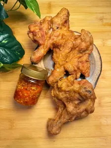 Ayam Goreng Kipas Kemasan Sealer + 1 Botol Sambal Bawang