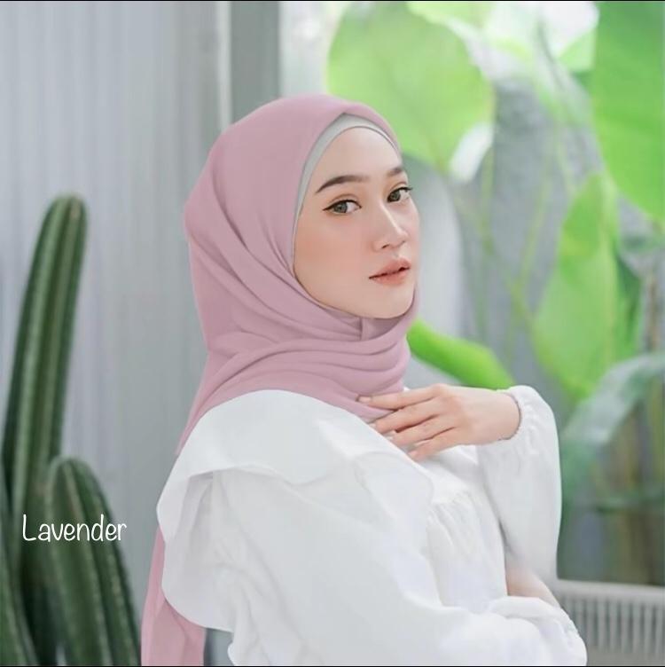 Arasy Hijab Bella Square Segitiga Muslim, Kerudung Segi Empat Bahan PolyCatoon, Adem Jaitan Necy & Rapih, Cocok untuk Muslimah, Tampil Cantik dan Nyaman, Ideal untuk Ramadhan voal
