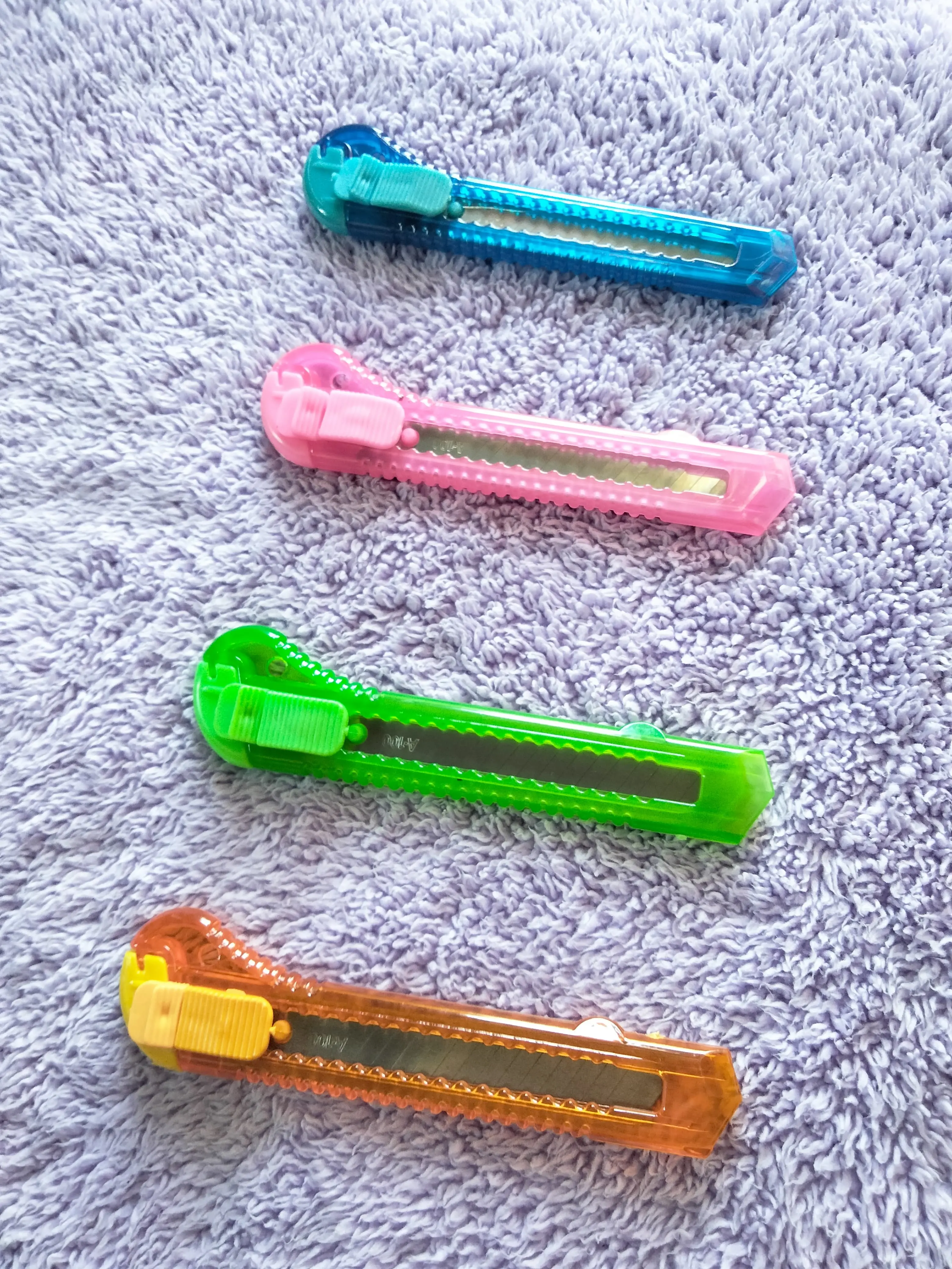 Cutter Alat Potong Tajam / Berkualitas