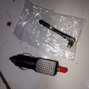 Perangkat Pelindung GPS Mobil Mini Portabel 12 V 24V Wholesale Car Lighter 1560-1580MHz Vehicle GPS Positioning