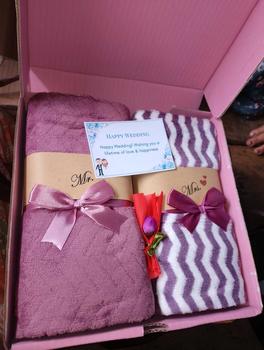 Product Review of HAMPERS HANDUK COUPLE DEWASA UKURAN 70 X 140 CM HADIAH WEDDING / HANDUK COUPLE KADO PERNIKAHAN PREMIUM LUCU / SOUVENIR WEDDING HANDUK COUPLE DEWASA JUMBO from m**@ 1