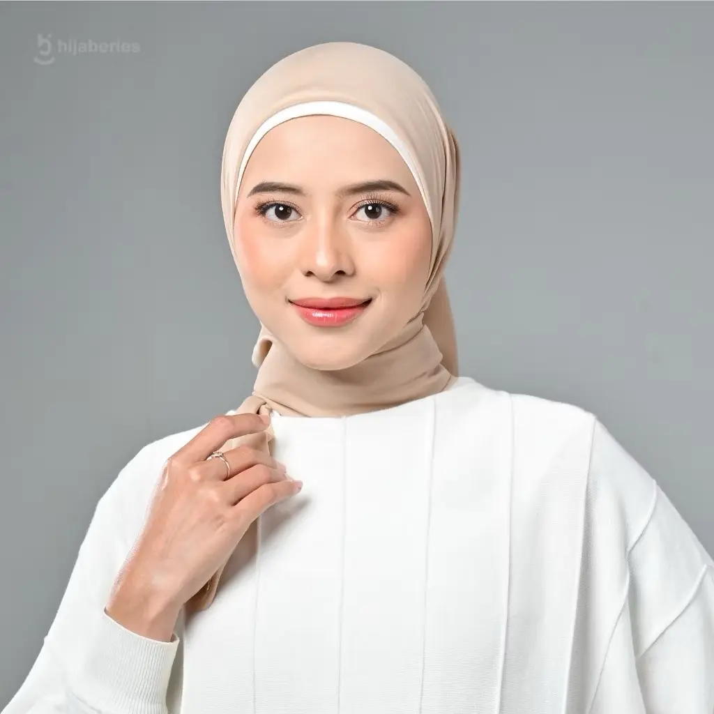 ￼Hijaberies - Paris Basic Japan | Hijab Segiempat Paris Neci 4 Sisi