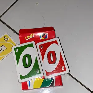 Permainan Kartu Keluarga Card game Merah - Game Family Game Card Game 1Box Isi 2 Pack - Toys