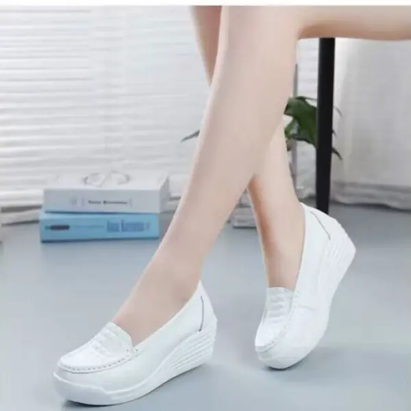 Kasut Jururawat Baji Putih Platform Kulit Lembut Fesyen Kasut Kerja Bernafas Saiz 34-40 Shoes Kasual