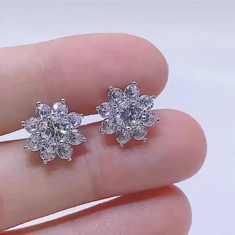 Product Introduction of [005 Additional Gift] Sunflower 0.5ct*2 Synthetic Moissanite Stud Earrings 1Pair 925 Sterling Silver Women's Jewelry Anniversary Birthday Daily Engagement Wedding Gift 4