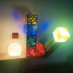 Lampu minecraft torch, bee, creeper, axolotl, potion, ore, sword, lantern, TNT
