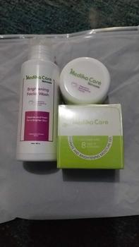 Product Review of Medikacare Basic Skincare 3 in 1 - Mencerahkan kulit kusam (Facial wash + Moisturizer + Sunscreen) from d**l 0