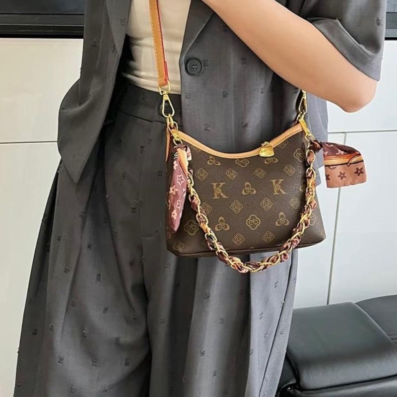 Deal độc quyền Túi xách nữ đeo chéo dây xích khăn lụa chữ K xinh 2size cao cấp