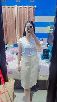 Product Review of Yellowface Viona Skirt Bahan Semi Woll Premium / Rok Wanita Korean Style / Rok Span / Rok Kerja / Rok Santai Polos Kancing Tengah / Rok Model Midi dan Panjang from A**8 3