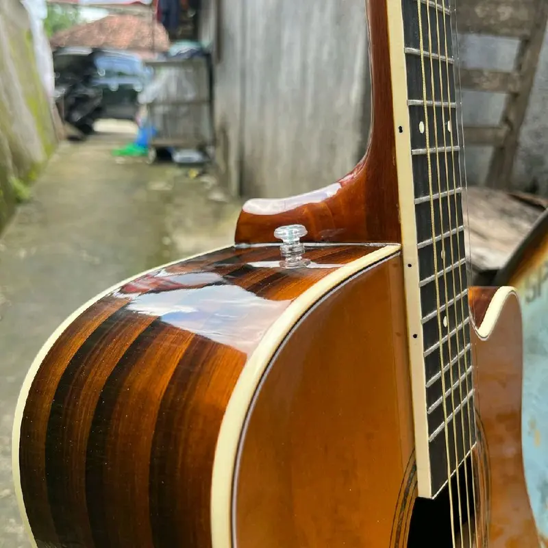 Shinobi Gitar Original  top spruce JNR model glosy 2