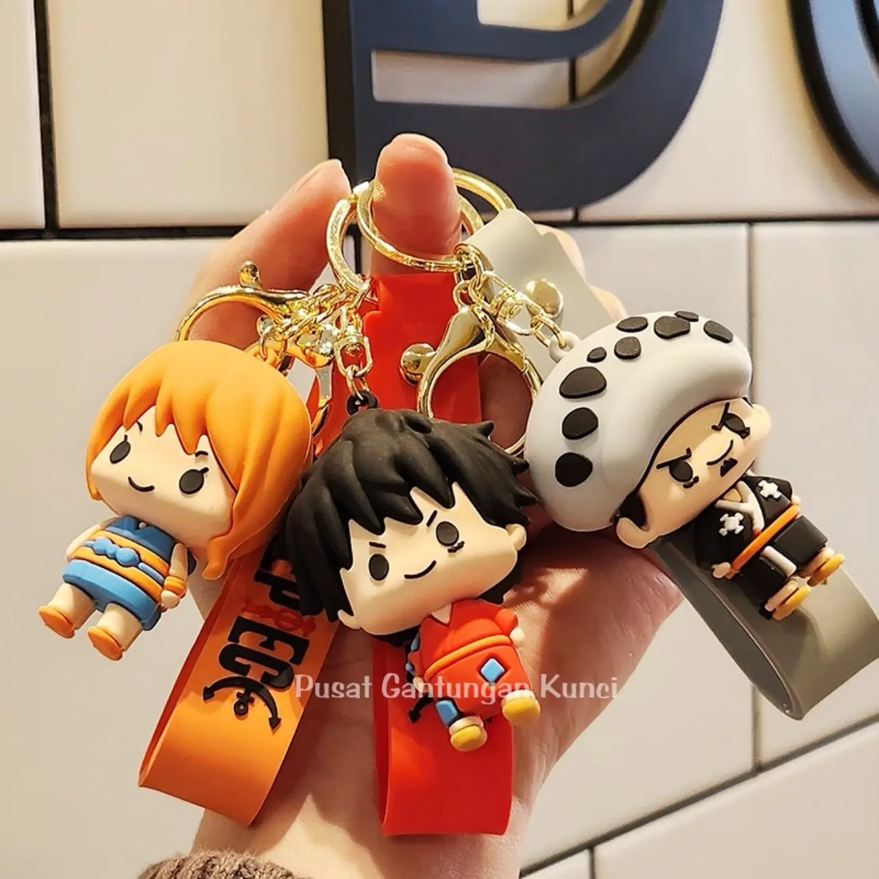 Gantungan Kunci One Piece - Gantungan Keychain Karakter Lucu Gemoy One Piece kartun Anime Tas HP Tali Kunci Hadiah Souvenir