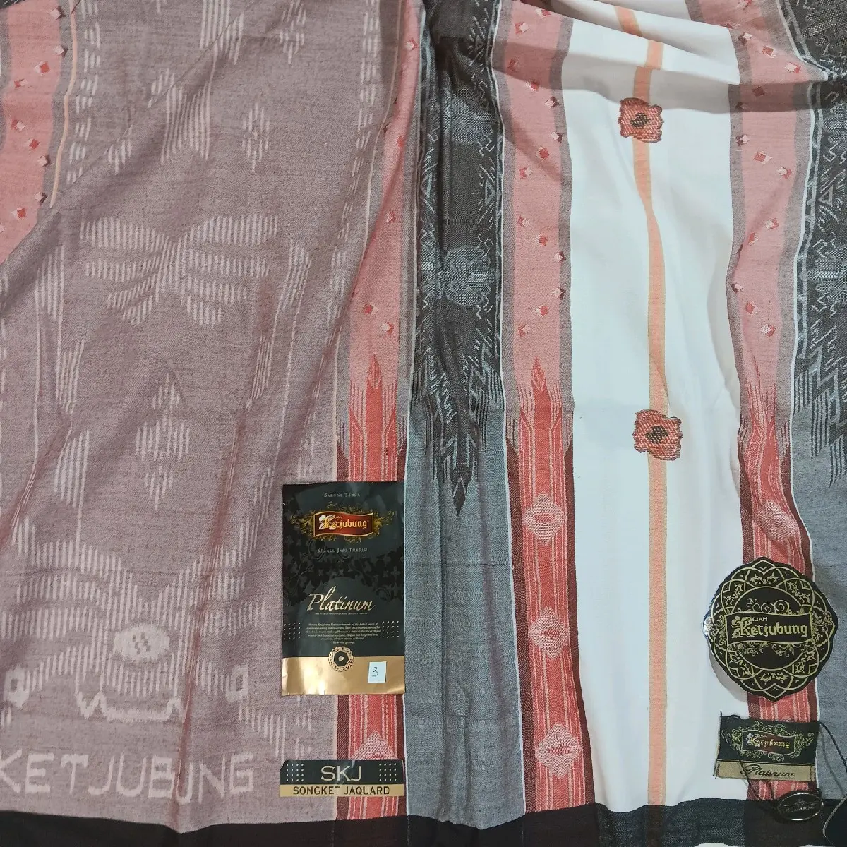 SARUNG KETJUBUNG PLATINUM GOLD SKJ 3 SONGKET JACQUARD