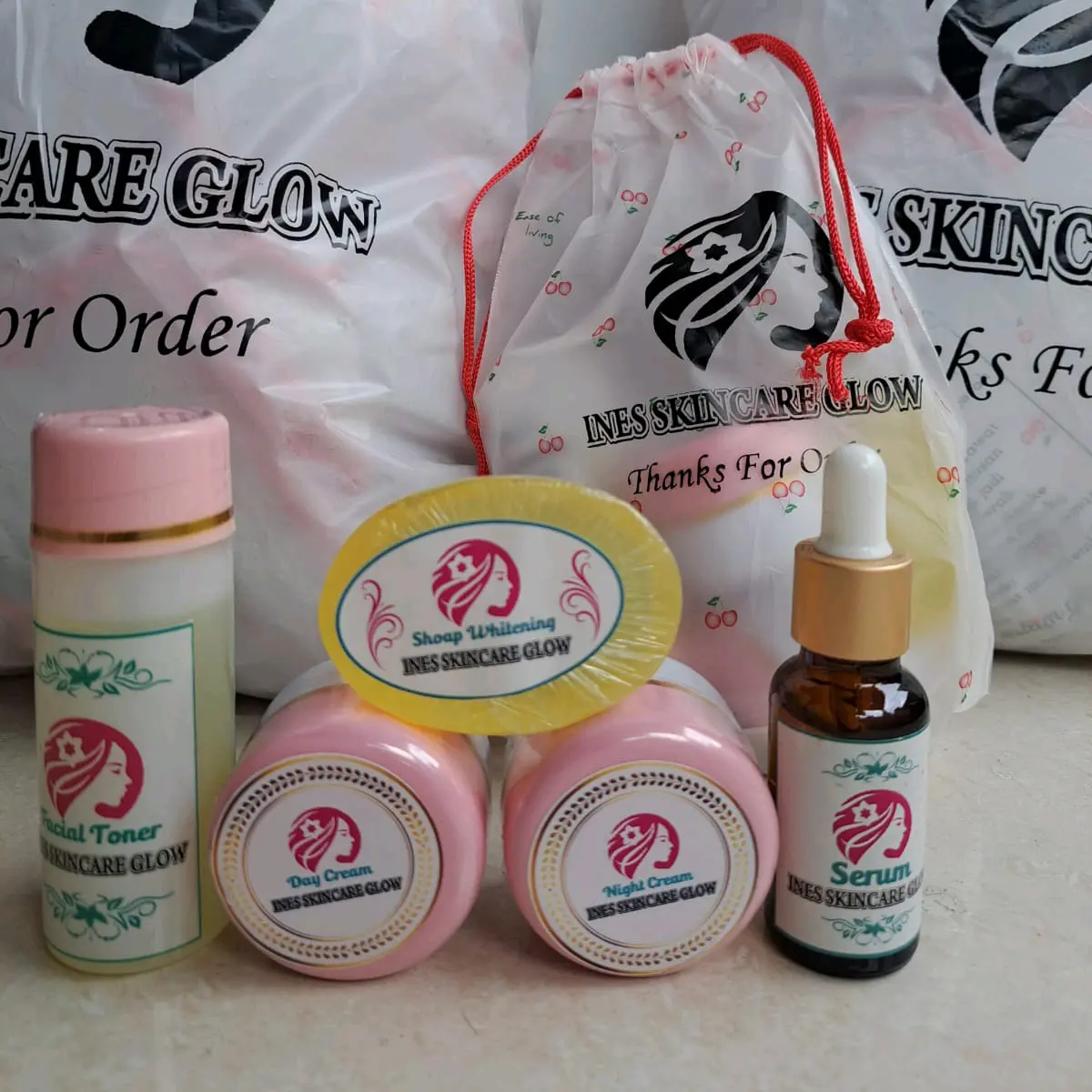 1 Paket Ines Skincare Glow+ Serum Perawatan Wajah Mencerahkan