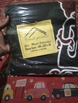 Product Review of SPREI DOBEL KARET ANTI GESER UKURAN KOMPLIT SPREI MOTIF JUMPUTAN SOLO//SPREI JUMPUTAN BEST SELLER/SPREI BATIK JADUL from Y**e 0