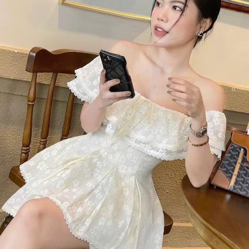 Set áo trễ vai và chân váy xoè ngắn ren hoa Kho Sỉ Hải Chuyền Se53