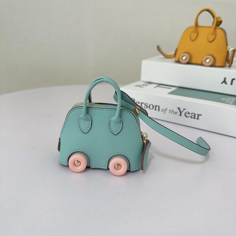 Bag Charm Bolide on Wheels Gantungan Tas Cantik Kekinian Aksesoris Tas