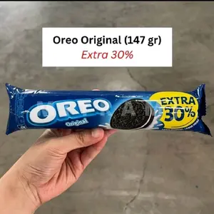 Oreo Biskuit rasa vanila extra 30% isi lebih banyak