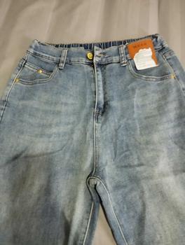 Product Review of CELANA JEANS SEMI BOYFRIEND IMPORT from p**i 0
