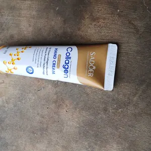 krim tangan Pemutih Hand Cream Cream Tangan keriput dan kasar  Collagen Whitening Hand Cream Moisturizing hand krim pelembut tangan kering dan keriput cream tangan dan kaki keriput dan kasar  Whitening Pelembab  Anti Kering Melembutkan Mencerahkan Berminy